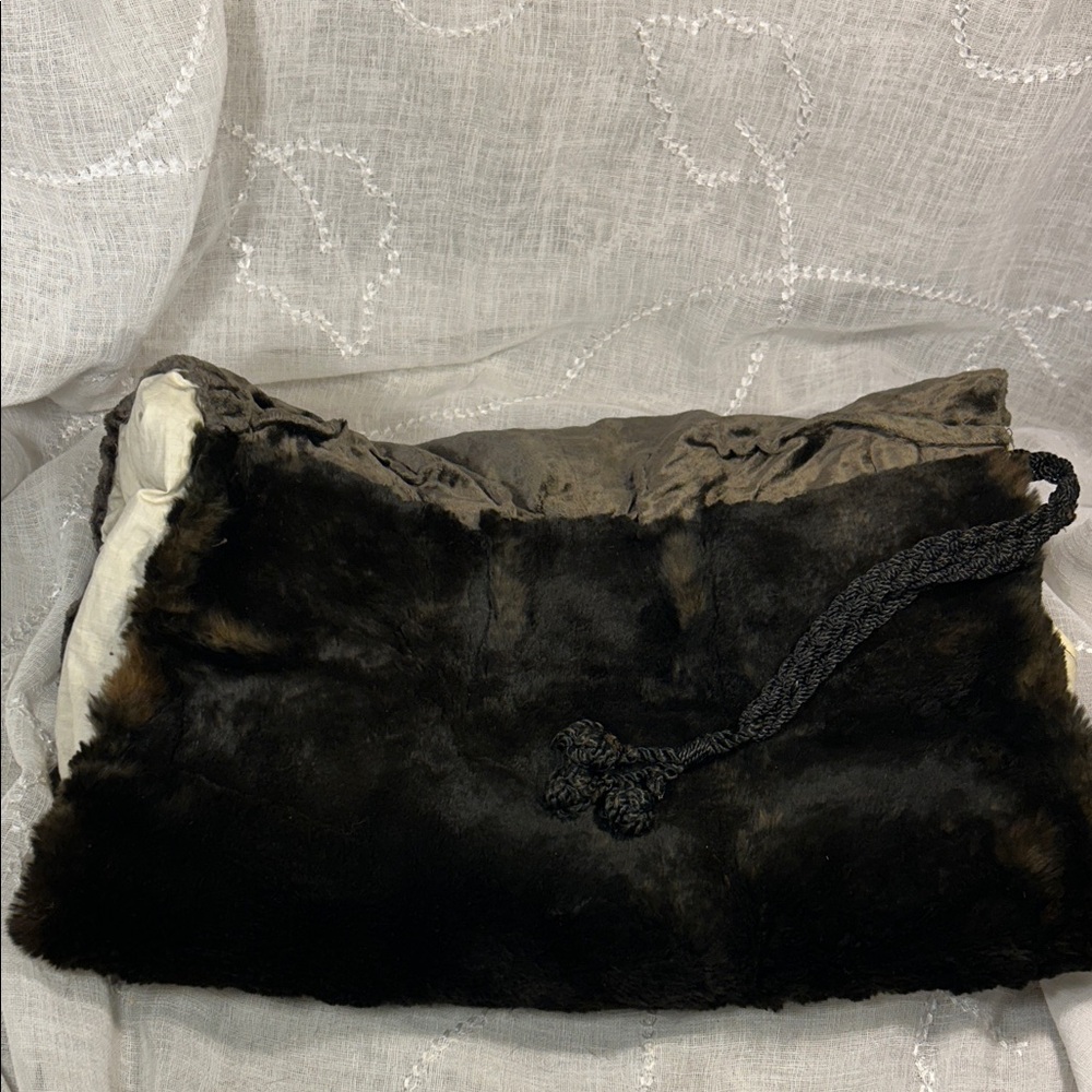 Vintage dawn filled hand muff